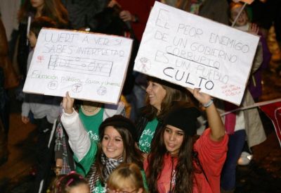 Manifiesto del  Movimiento por la Escuela Pública Laica de Castilla y León